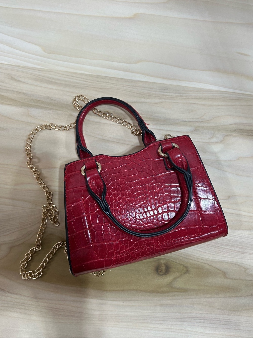 NWT Cute Red Croc-Embossed Mini Chain Shoulder Bag